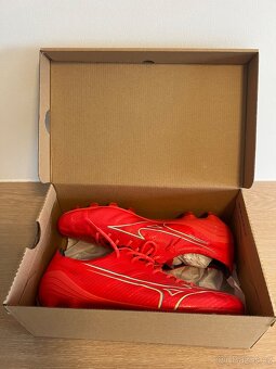Kopačky Mizuno a Elite - 3