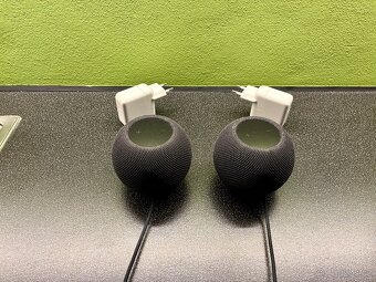 Apple HomePod mini 2. generace - vesmírně šedá - 3