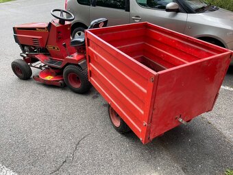 Zahradní traktor sekačka s vlečkou - 3