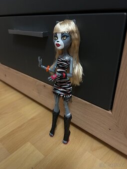 Monster high panenka Mattel - 3