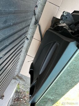 Zadni leve soupaci dveře Volkswagen sharan 7N - 3