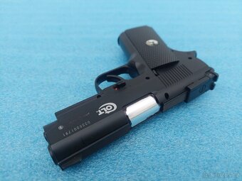 CO2 COLT UMAREX DEFENDER 4,5 mm - 3