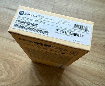 NOVÁ Motorola edge 50 neo 8/256GB Modrá - 3