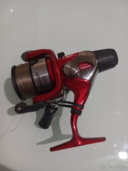 Naviják Shimano Catana 2500 RB - 3
