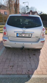 Prodam toyota corolla verso - 3