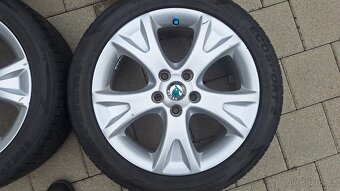 Alu kola Škoda 17" 5x112 letní pneu 225/45 R17 4-6mm - 3