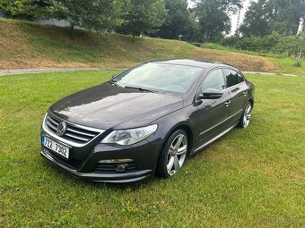 VW  2.0Tdi 103KW R-line  2012 - 3