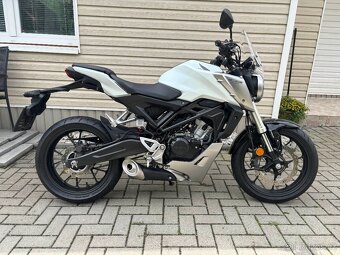 Honda CB 125 R - 3