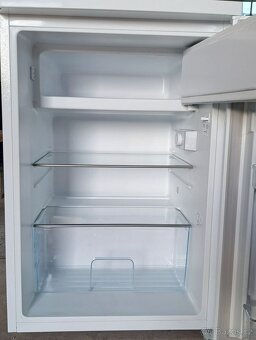 Lednice s mrazákem Exquisit, 137L. - 3