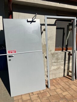Protipožární dveře 95cm pravé - 3