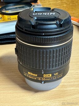 Nikon D3400 - 3