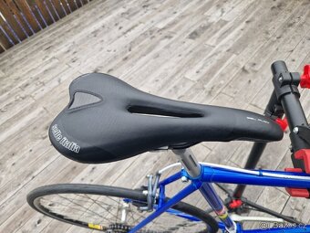 Prodám kolo Favorit F12 - PĚKNÝ VÁNOČNÍ DÁREK - 3