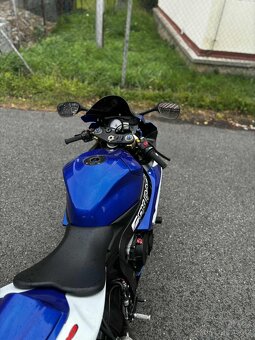 Suzuki gsxr 600 - 3