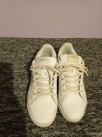 Bílé tenisky značky Adidas vel. 37 - 3