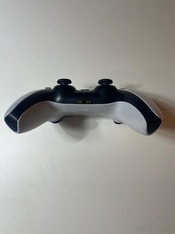 PlayStation 5 DualSense ovladač - 3