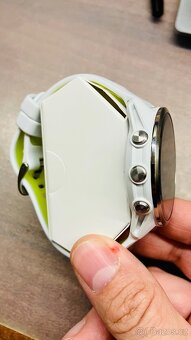 Garmin FORERUNNER 970 ( zaruka7/2027) ,pěkný stav - 3