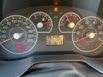 Fiat Grande punto 3d - 3