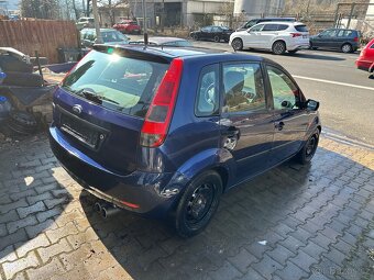 Ford Fiesta 1.6i - 3