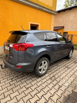 Toyota RAV4 AWD (4x4) - 3