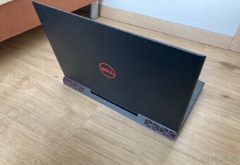 Dell Inspiron 15 - 3
