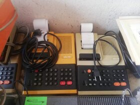 Elektronická kalkulačka, několik druhů - 3