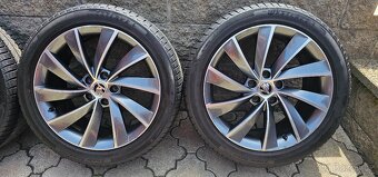 Originál alu Škoda Superb 3 5x112 235/45 R18 - 7,5mm - 3
