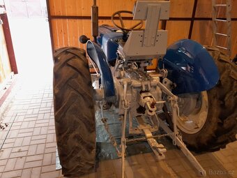 Prodej traktor Zetor 3011 - 3