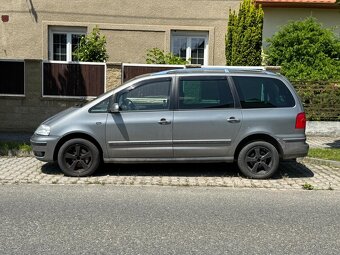 Volkswagen Sharan, 1,9 96 kw, 2005, 208 623 km - 3