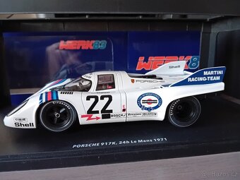Porsche 917K a Alfa Romeo 155 V6 Ti 1:18 Werk83 - 3