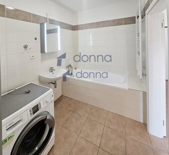 Pronájem bytu 1+kk/L 44m², ul. Pavla Beneše, Praha 9 - Letňa - 3