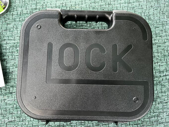 UMAREX Glock 17 BLK 4.5 mm CO2 BlowBack - 3