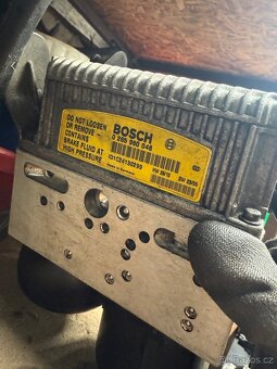 sbc abs pumpa mercedes w211 s211 e-classe w219 cls - 3