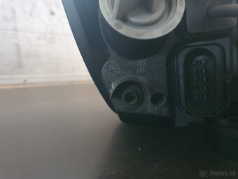 Přední levé světlo xenon fabia 1 rs Hella - 3