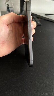 google pixel 9a - 3
