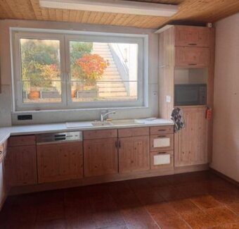 Nádherná kuchyně z masivu se spotřebiči,5774 - 3