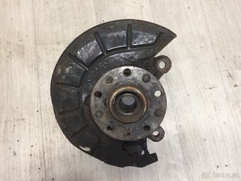 VW GOLF 5 2003-2008 - PŘEDNÍ TĚHLICE VĚTŠÍ - 3