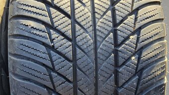 Zimní pneu 225/55/17 Bridgestone Run Flat - 3