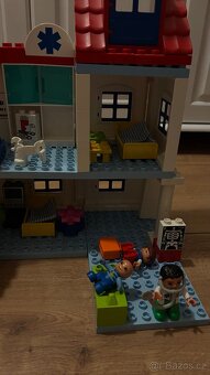 Lego duplo velka nemocnice - 3