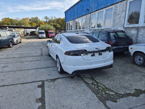 Jaguár XF 3.0 TDV6 vada motoru - 3