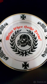 Památeční pocelánový talíř s logem " Mou ctí je věrnost" Něm - 3