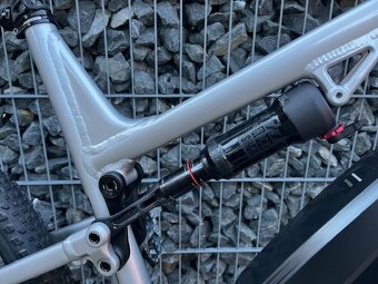 Prodej e-kola Rock Machine Blizzard e90-29 - 3