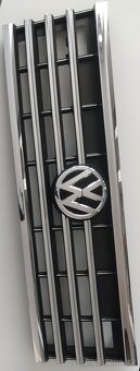 VW Touareg 3 III maska 760 maska nova Touareg - 3