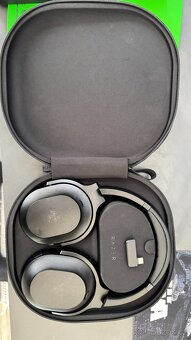 Razer Barracuda Pro - 3
