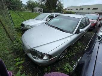 Prodám Volvo S80 2.4 D5 120 kw - na opravu/náhradní díly - 3