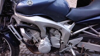 Yamaha FZ6 Fazer - 3
