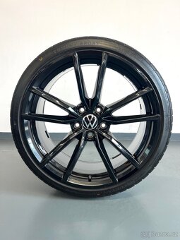 ☀️ Letní Alu kola Pretoria, VW Golf 7 R, 5x112 r19 - 3