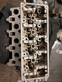 VW 1,6TDI hlava motoru. - 3