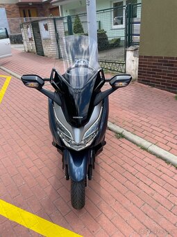 Honda Forza 300 - 3