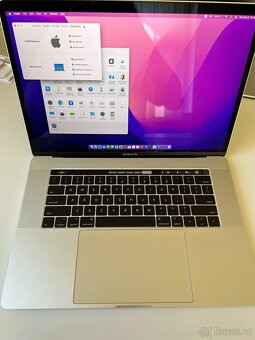 MacBook Pro 15'' - 3