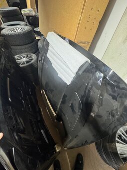 Predni kapota Ford Mustang S550 - 3